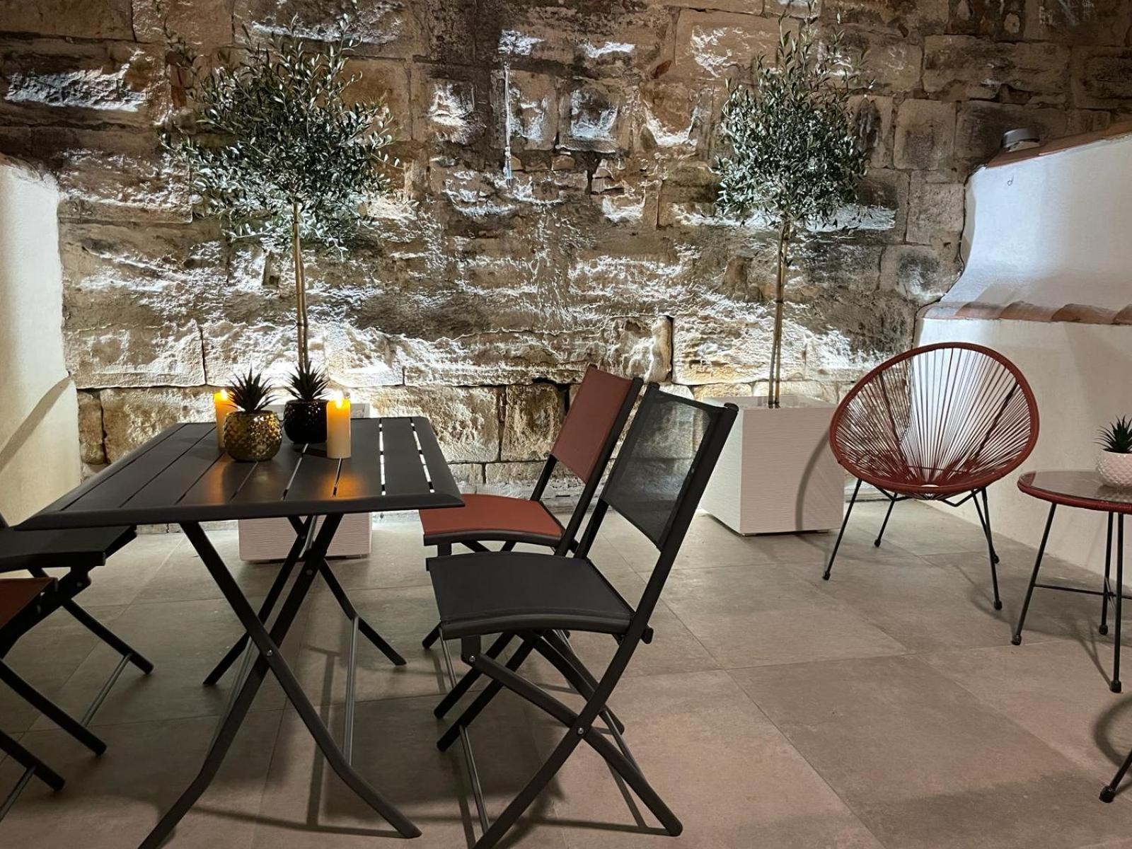 Maison Cosy, 2 Chambres, Adossee Aux Remparts Aigues-Mortes Zewnętrze zdjęcie